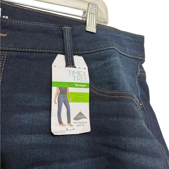 Straight Leg Jeans Women’s Size 18 Dark Wash Mid-Rise 5 Pocket Stretch NEW - Picture 9 of 9